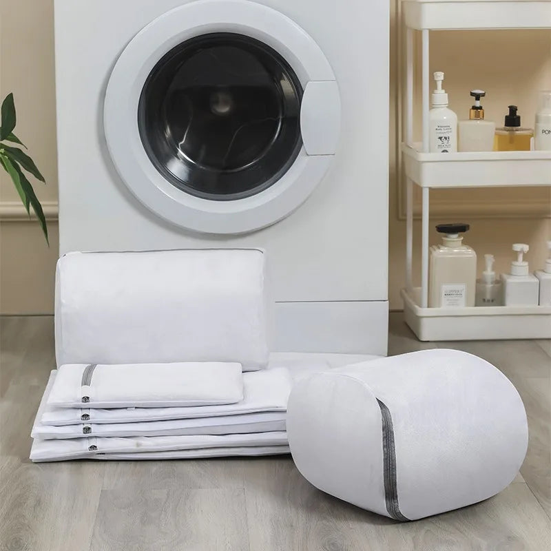 LYR Mesh Laundry Bag with Zipper