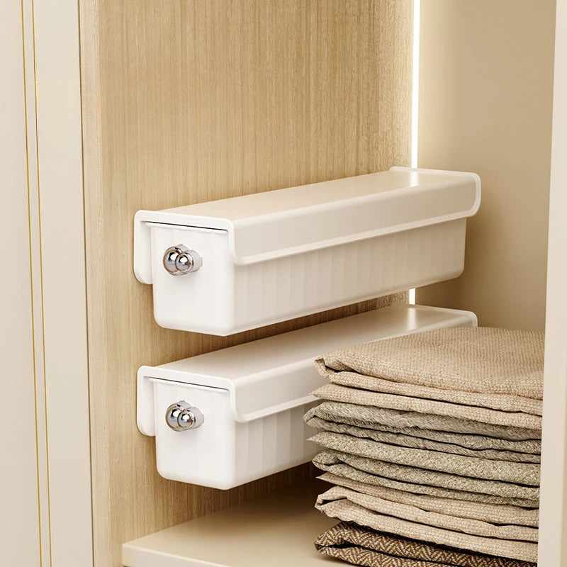 LYR Wall-Mounted Storage Organizer